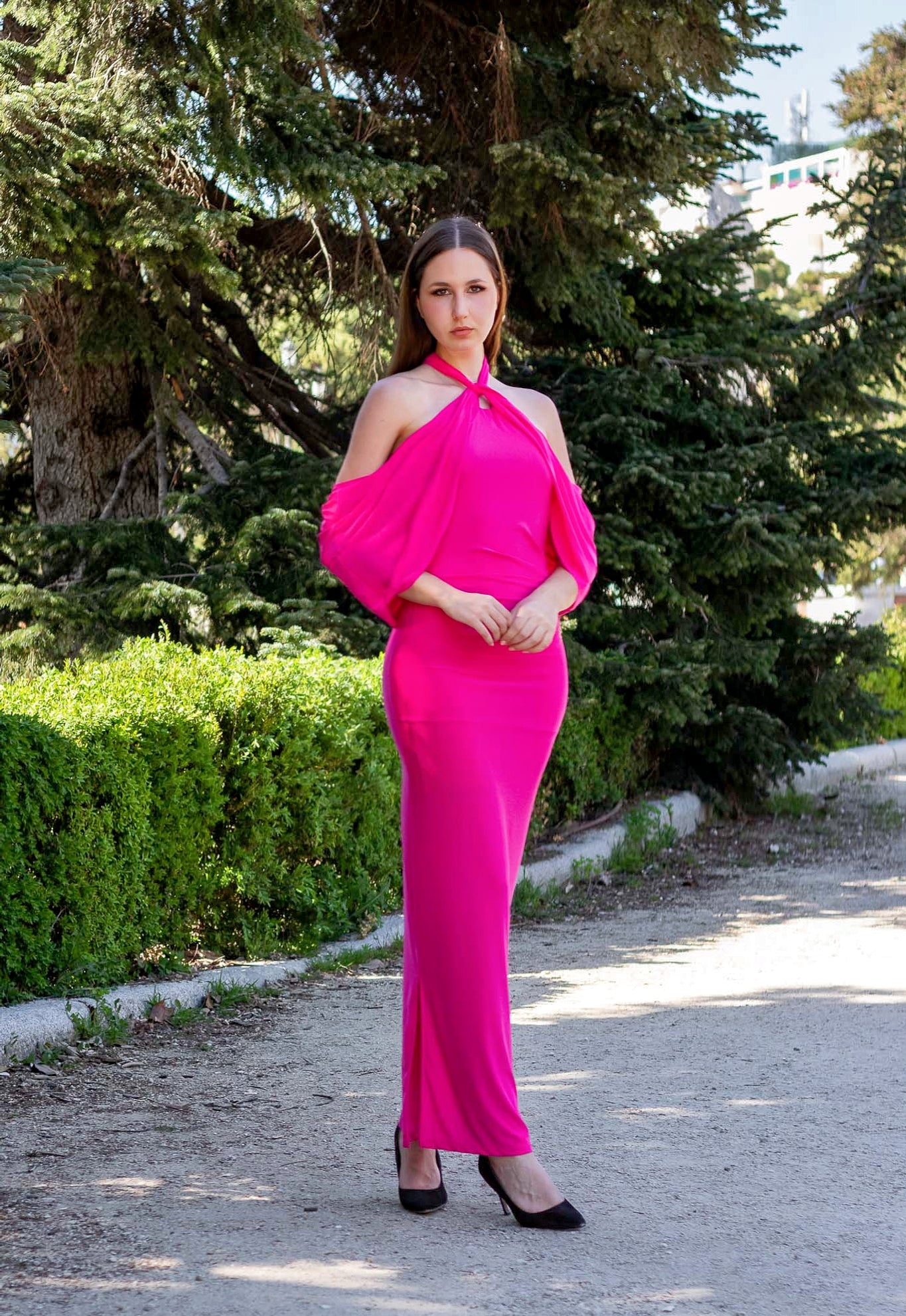 VESTIDO ELEGANTE CUELLO HATLER FUCSIA - Glamoryy